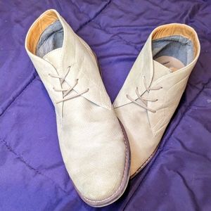 Men's Goodfellow & Co Chukka lace up light tan casual/dress/boot/shoes